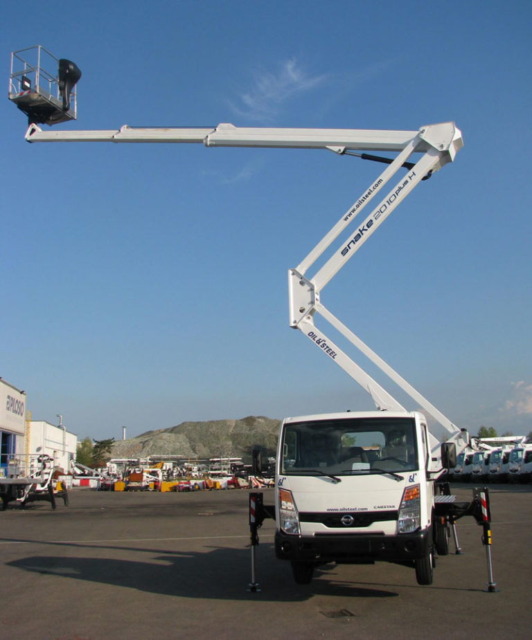 CAMION PLATAFORMA ARTICULADO CESTA 20 MTS - Eleva Rent