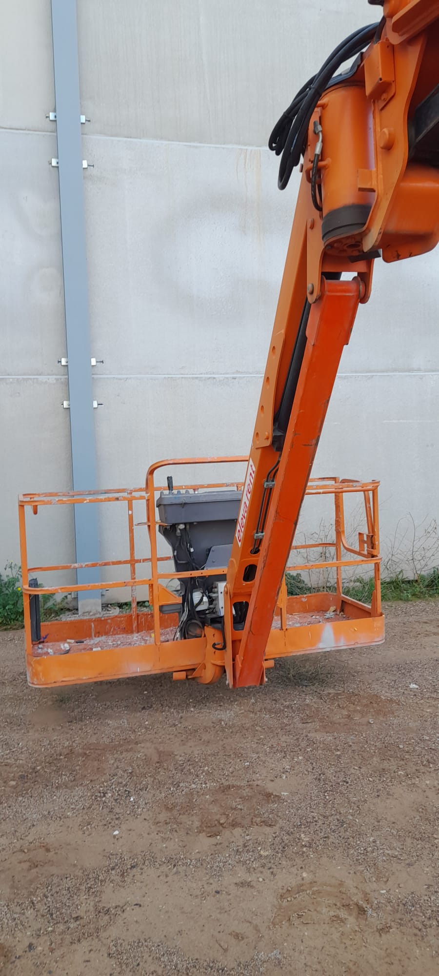 JLG 1250AJPN