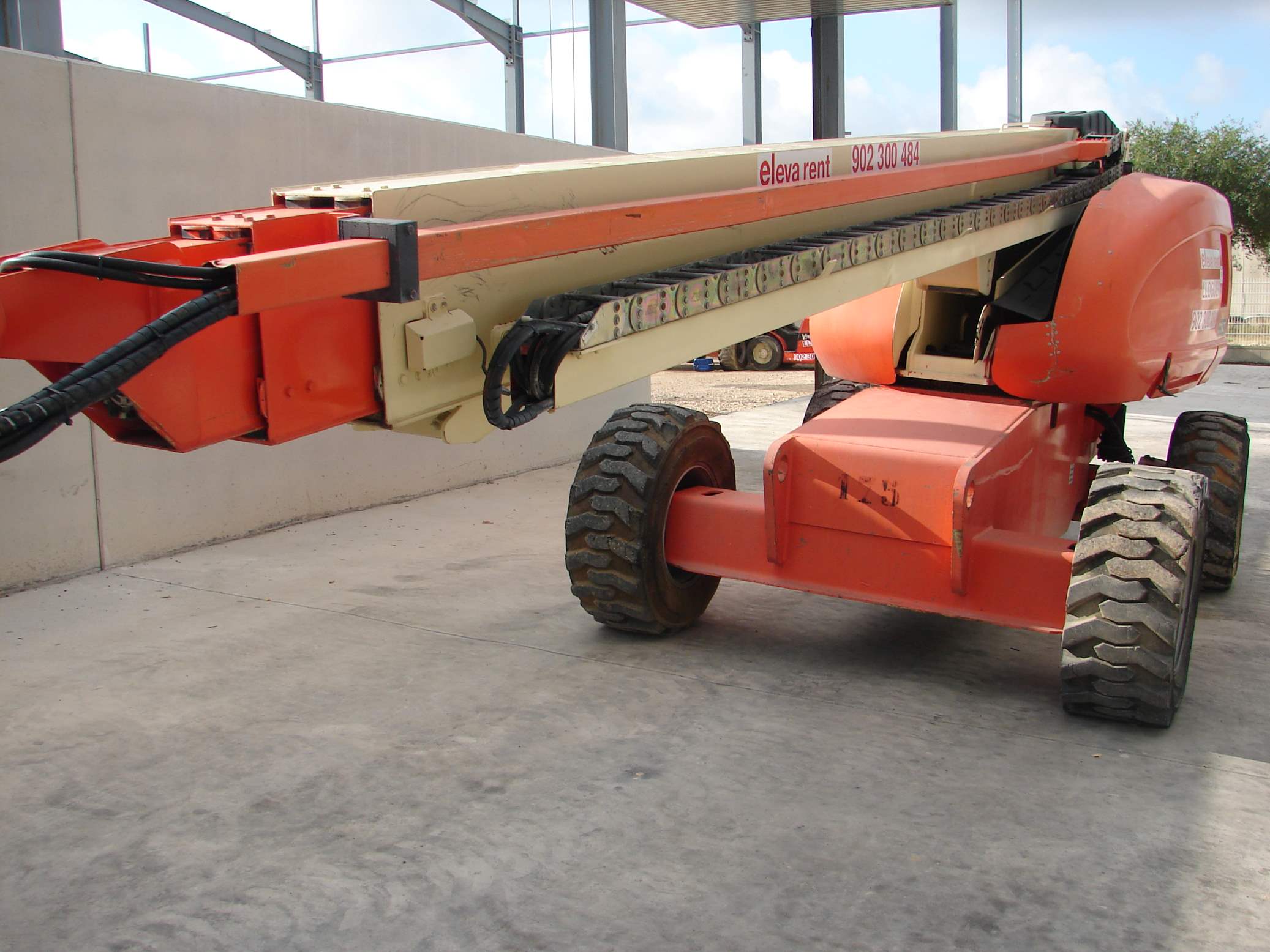 JLG 660SJ